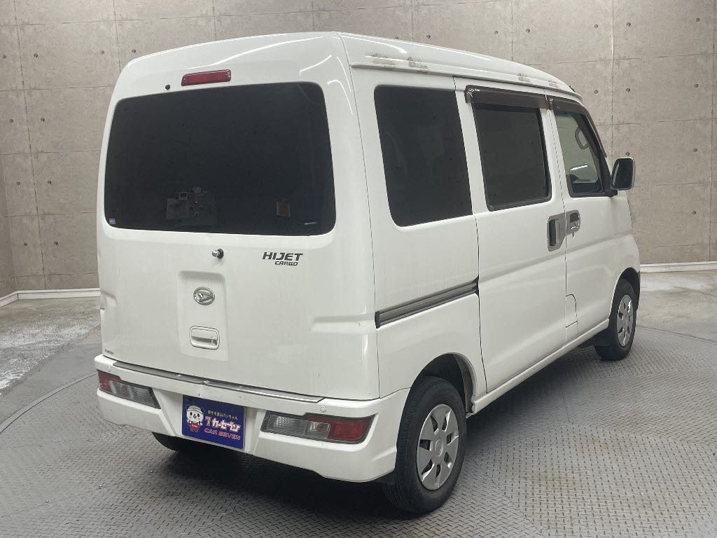 ダイハツ ハイゼットカーゴV1枚目