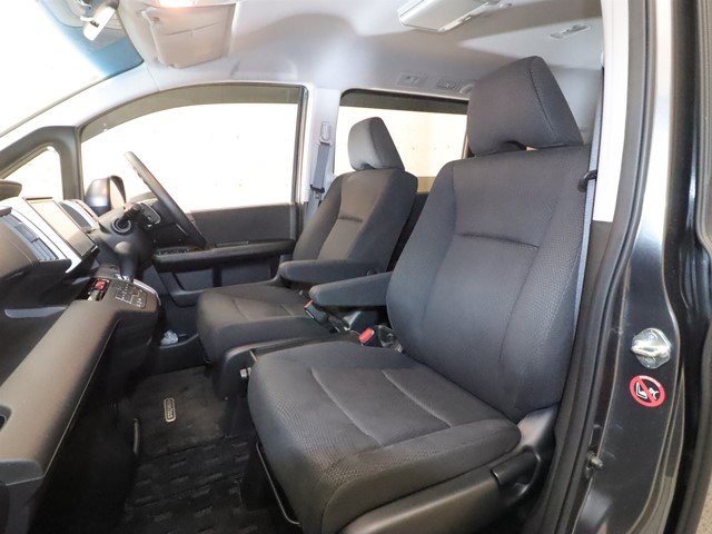 ホンダ ステップワゴン6枚目