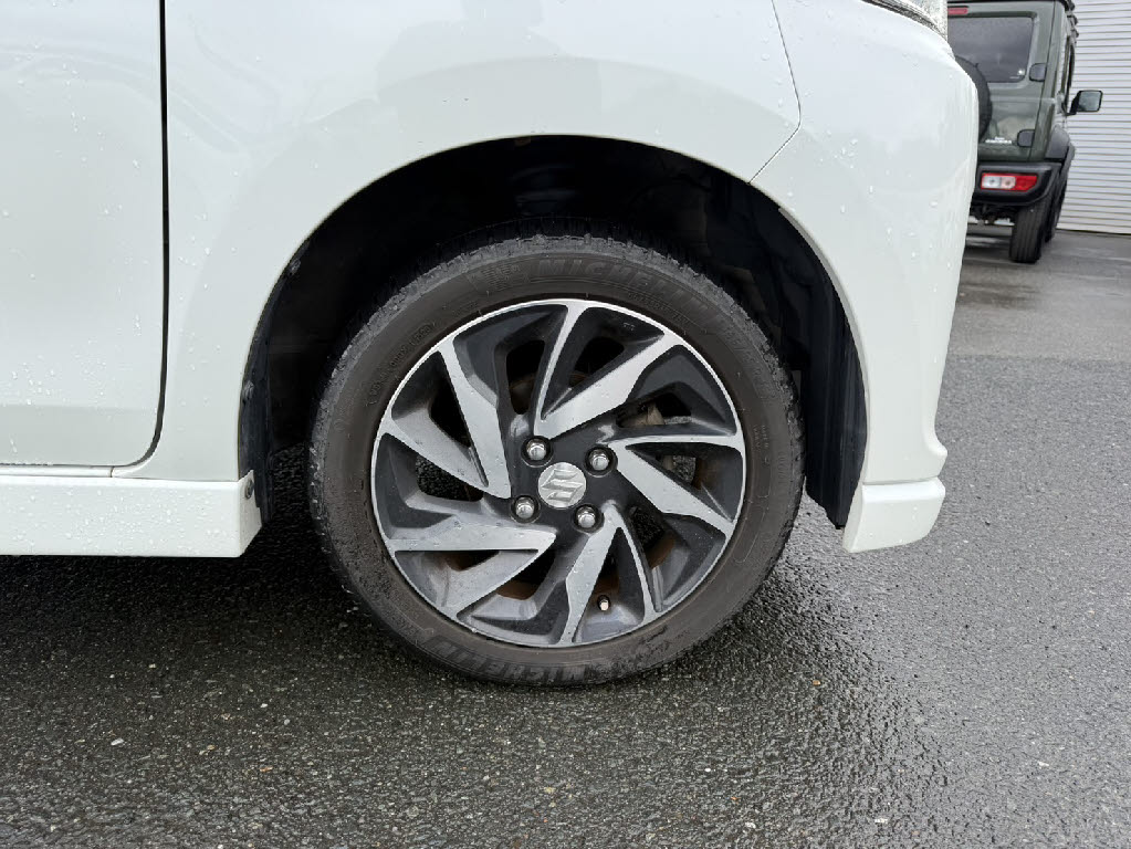 スズキ スペーシアカスタム13枚目