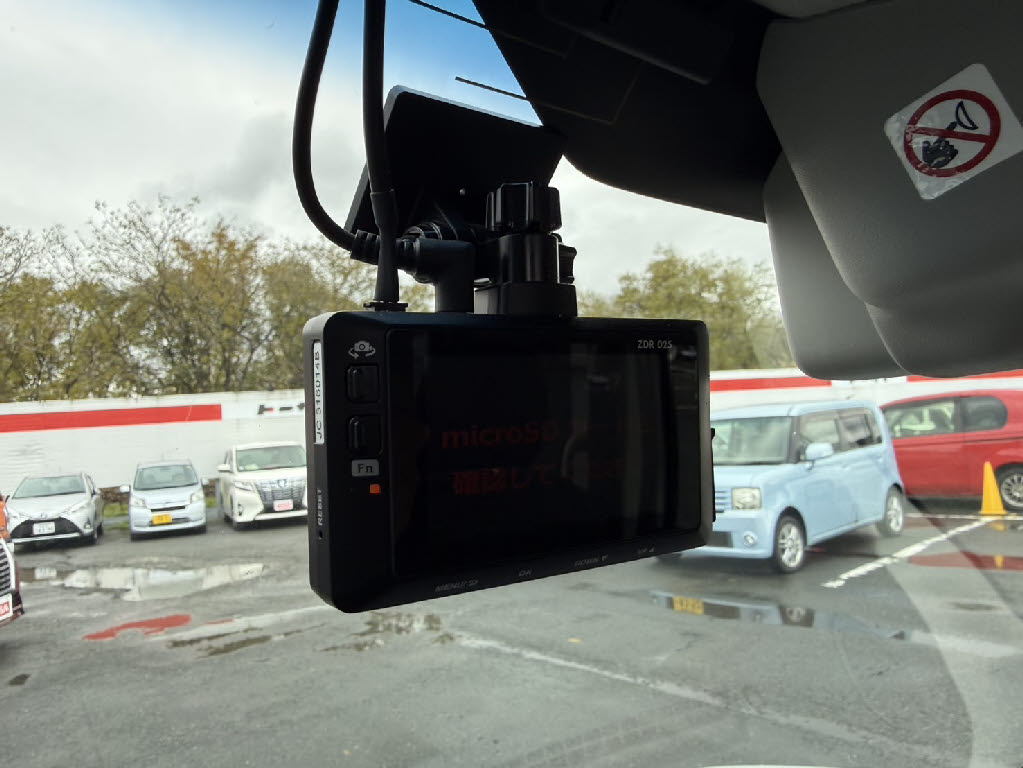 スズキ スペーシアカスタム6枚目