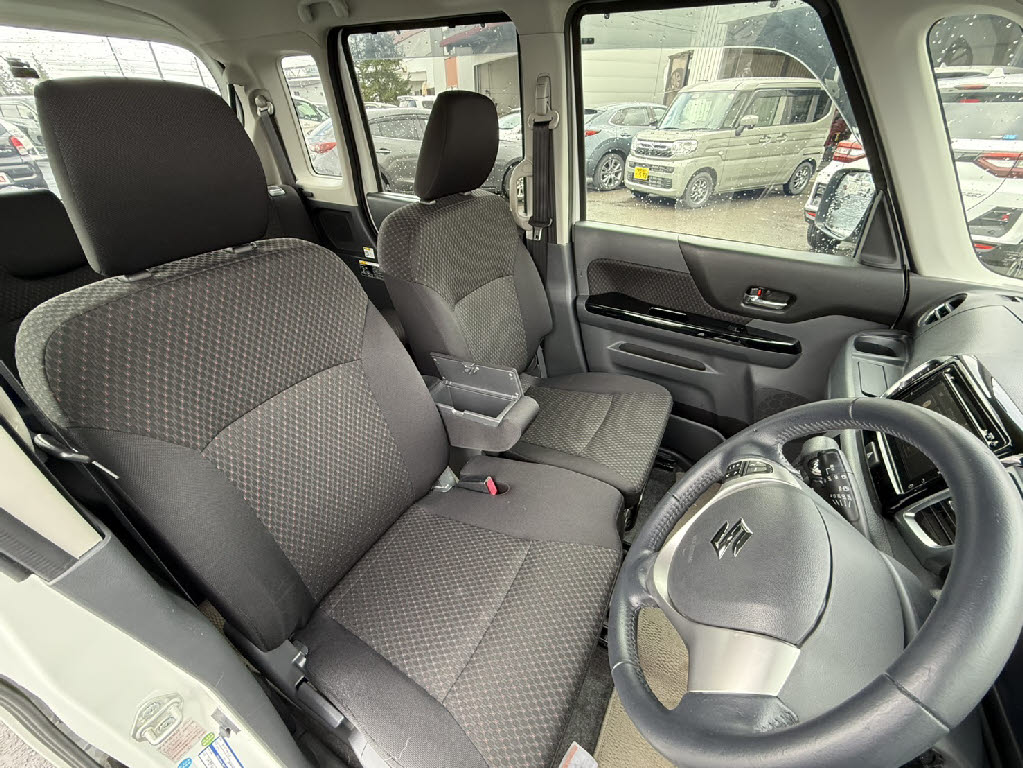 スズキ スペーシアカスタム8枚目