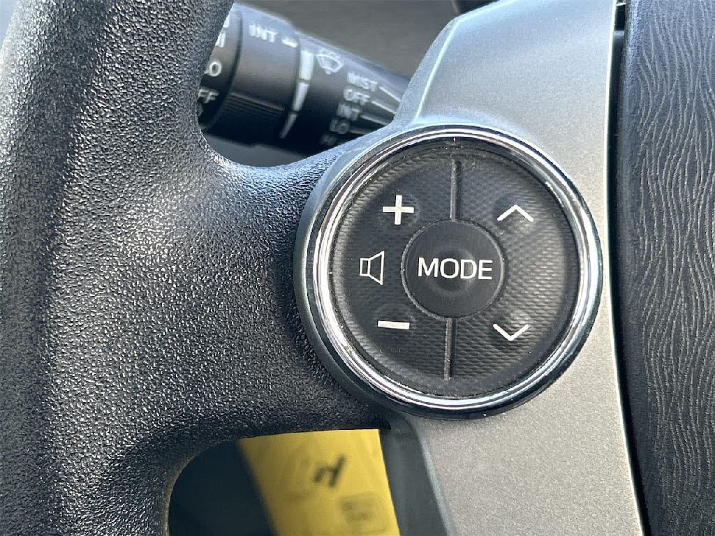 トヨタ プリウス10枚目