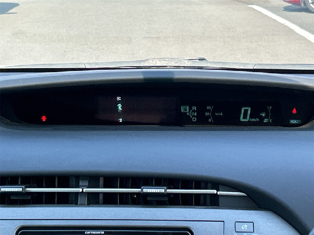 トヨタ プリウス5枚目