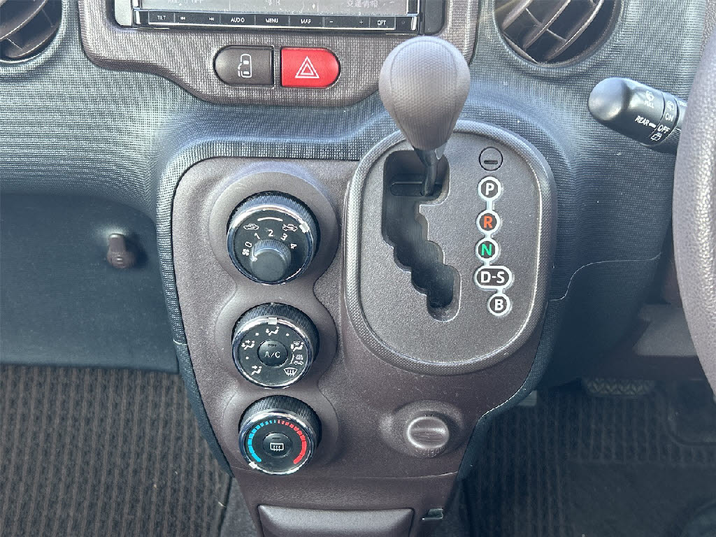 トヨタ スペイド9枚目