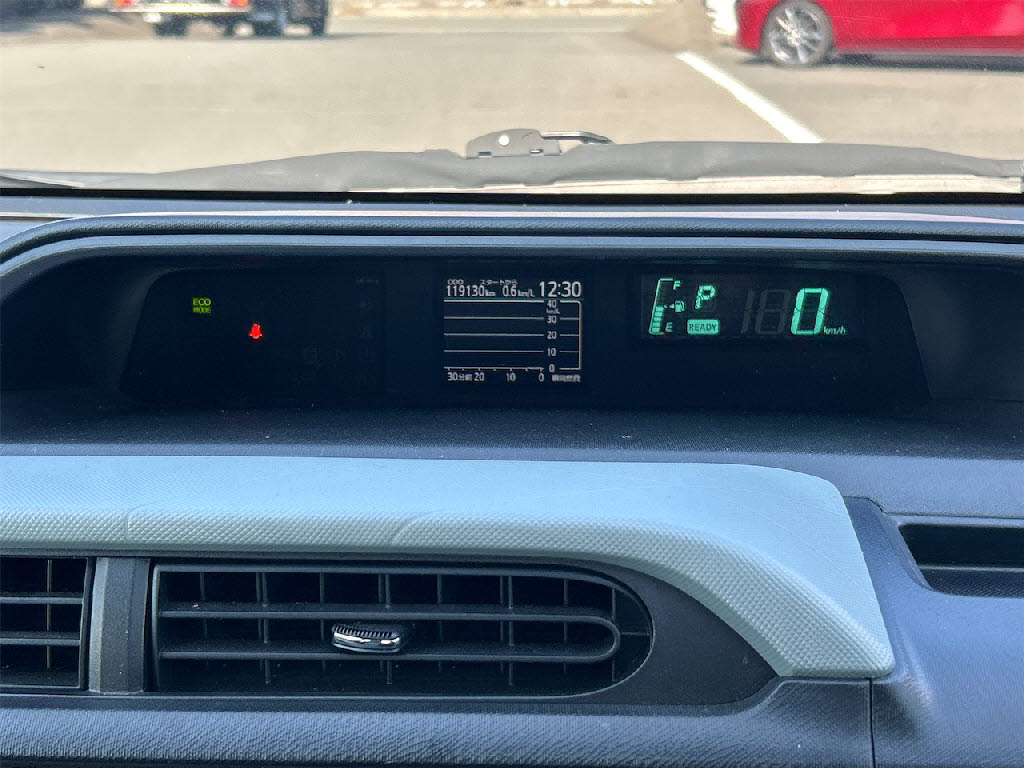 トヨタ アクア9枚目