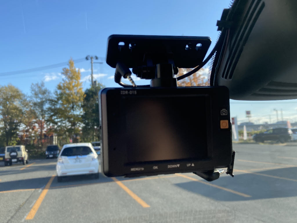 ニッサン セレナHV11枚目