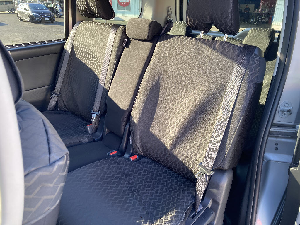 ニッサン セレナHV16枚目