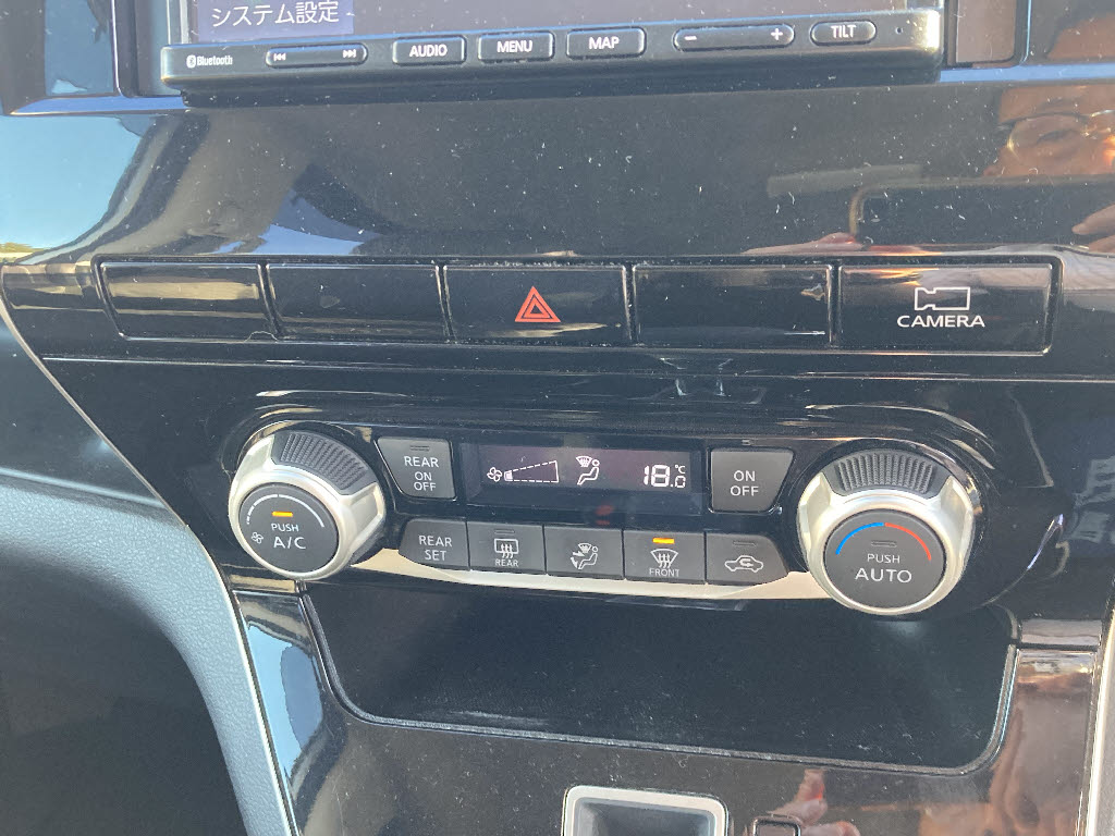 ニッサン セレナHV6枚目