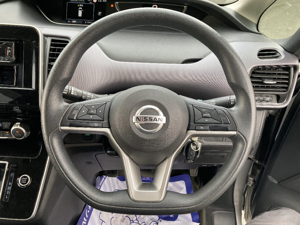 ニッサン セレナHV14枚目