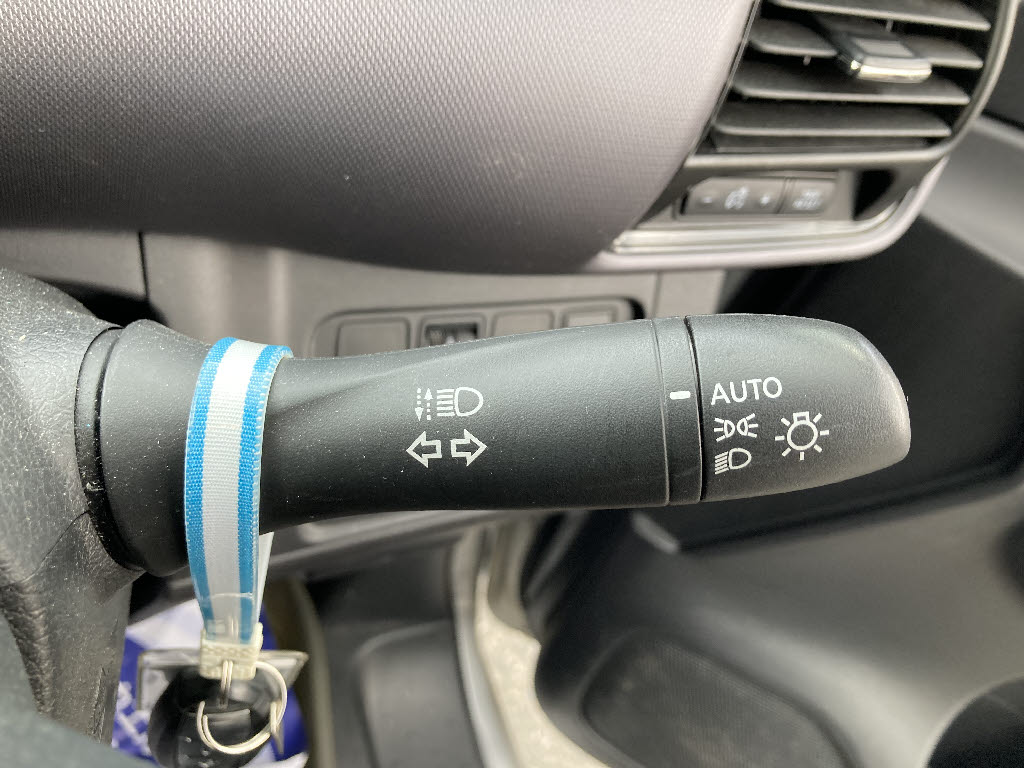 ニッサン セレナHV17枚目