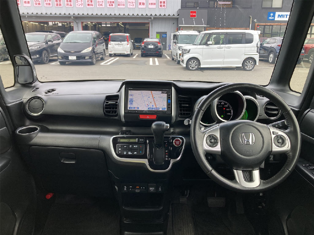 ホンダ N BOX17枚目