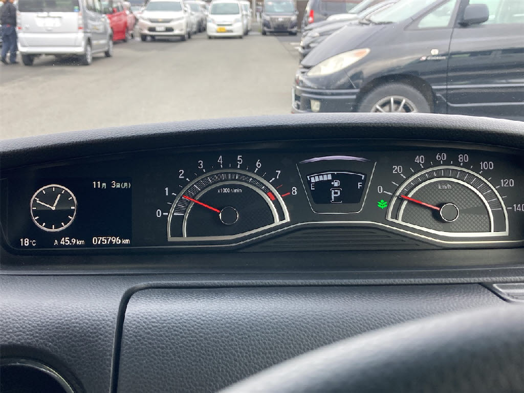 ホンダ N BOXカスタム9枚目