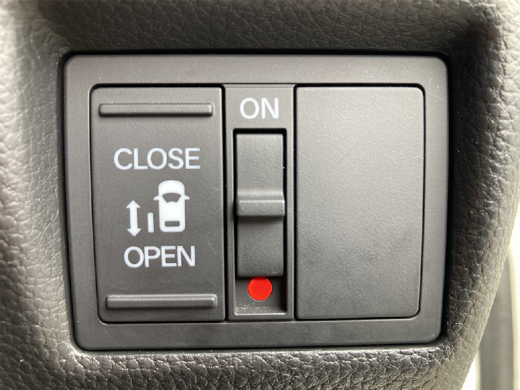 ホンダ N BOXカスタム16枚目