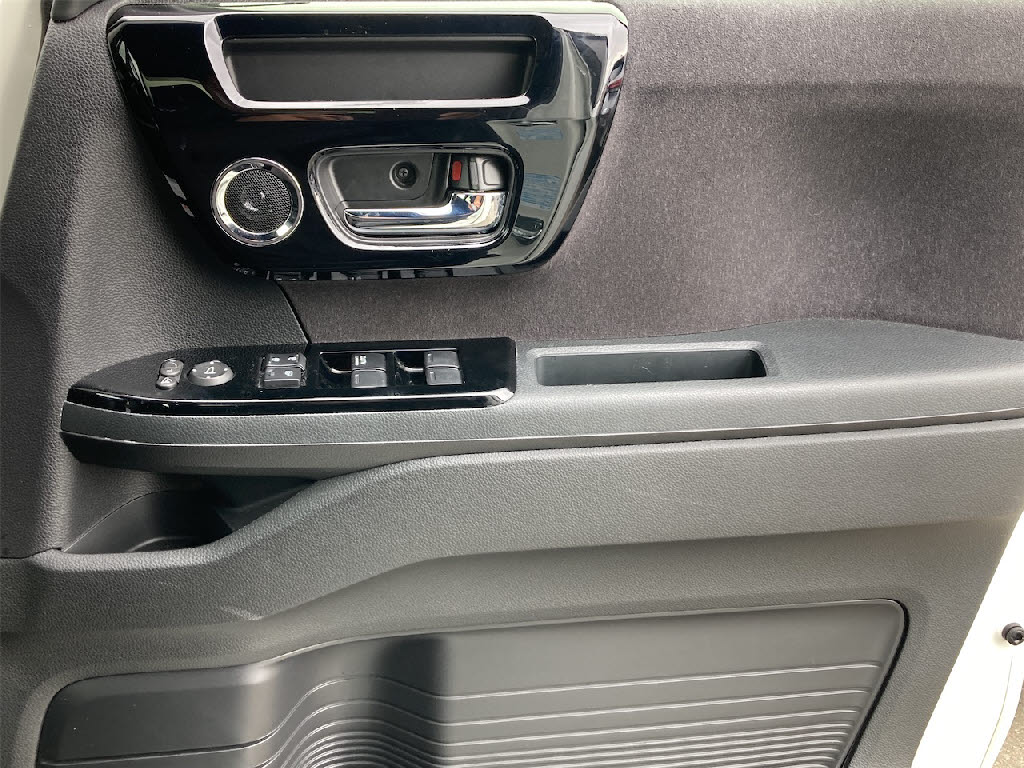 ホンダ N BOXカスタム17枚目