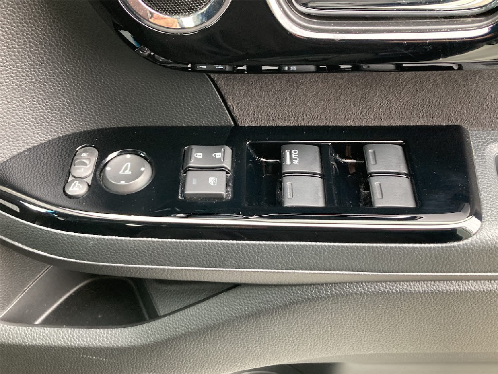 ホンダ N BOXカスタム18枚目