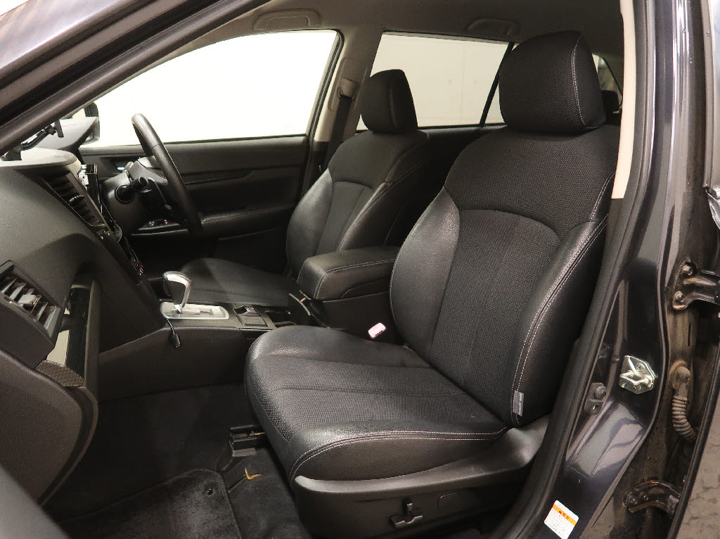 スバル レガシィTWG6枚目