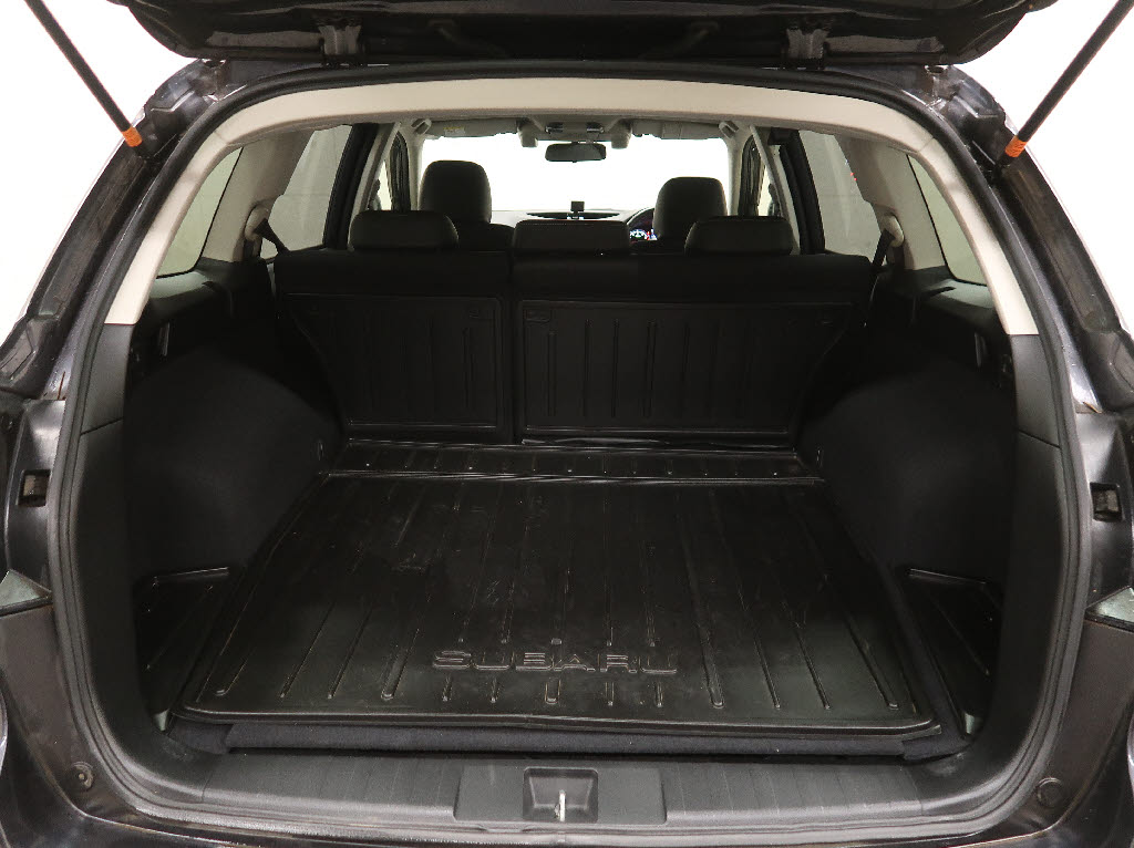 スバル レガシィTWG8枚目