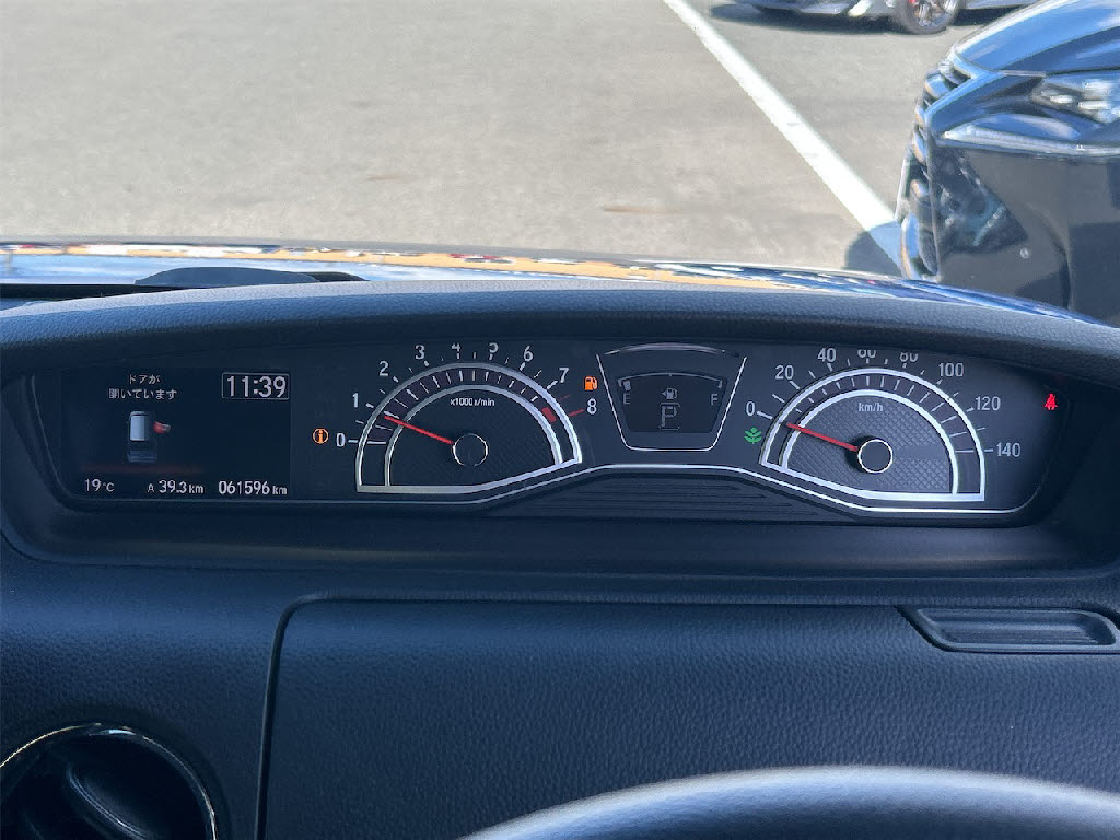 ホンダ N BOXカスタム11枚目