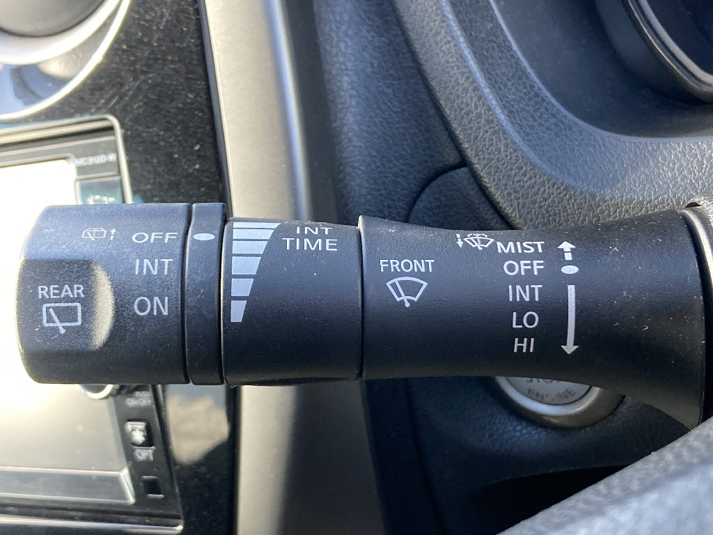 ニッサン ノート12枚目