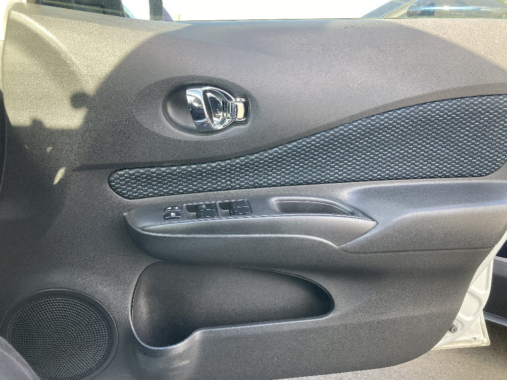 ニッサン ノート16枚目