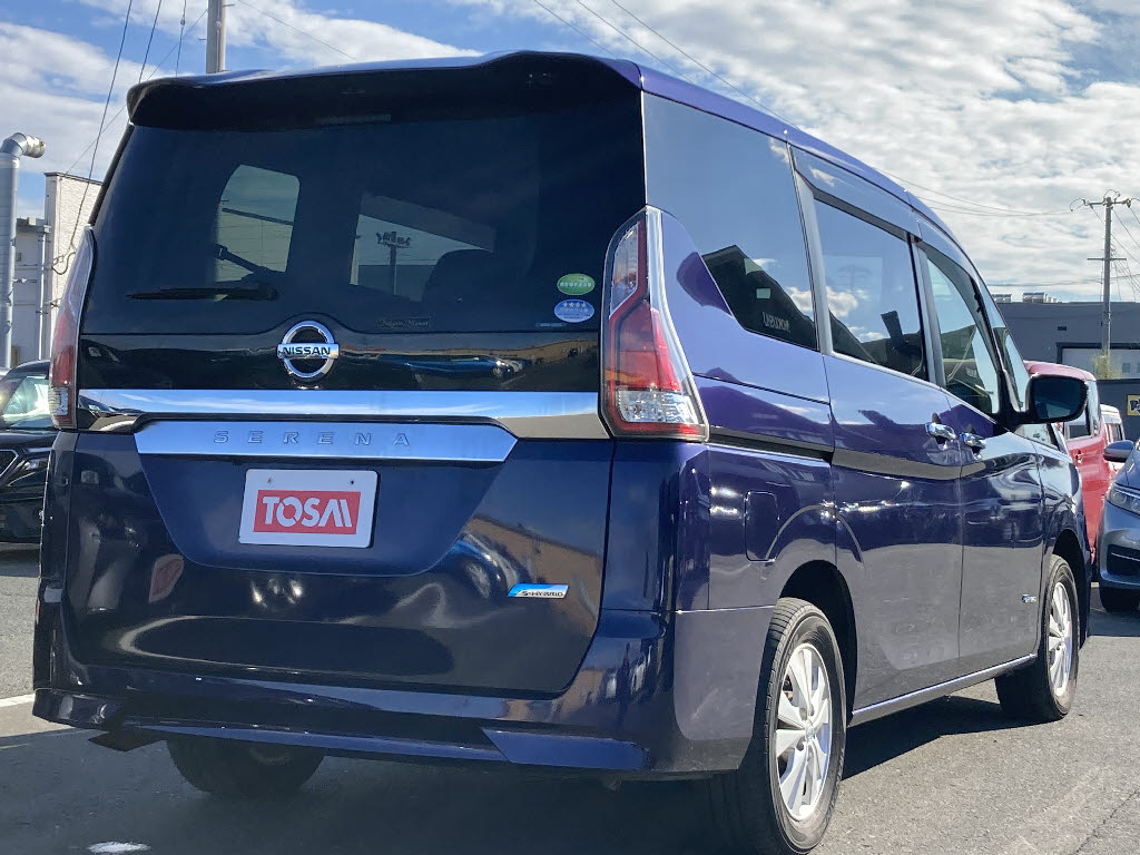 ニッサン セレナ1枚目