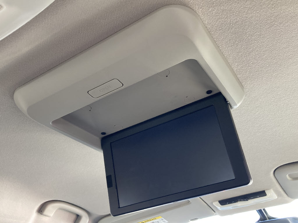 ニッサン セレナ8枚目