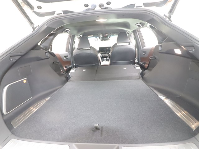 トヨタ ハリアー10枚目