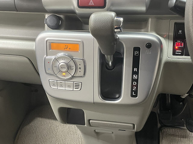 ニッサン NV100クリッパーリオ17枚目