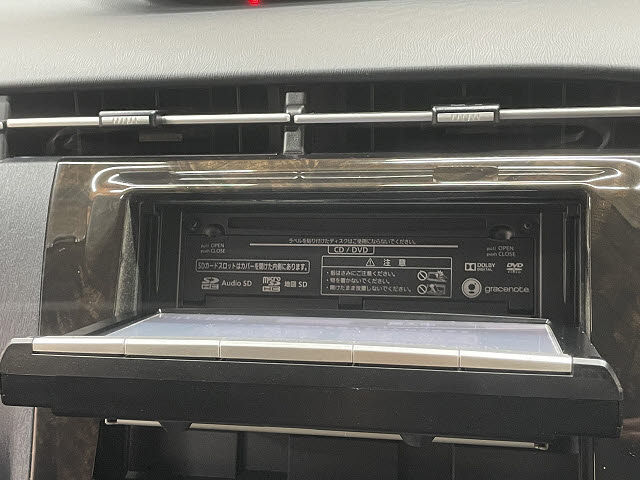 トヨタ プリウス18枚目