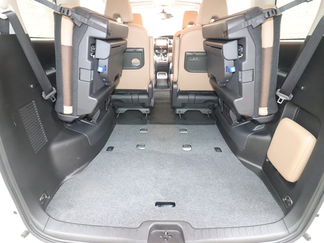 ニッサン セレナ12枚目