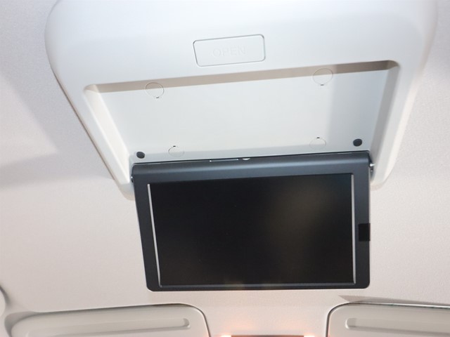 ニッサン セレナ6枚目