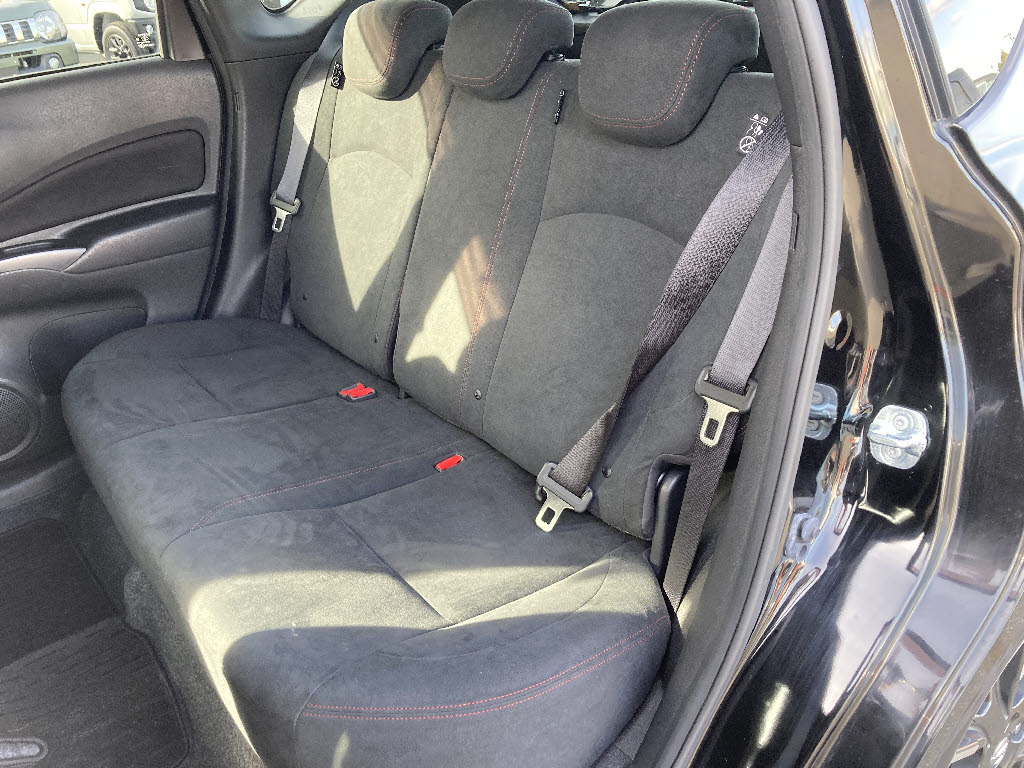 ニッサン ノート14枚目