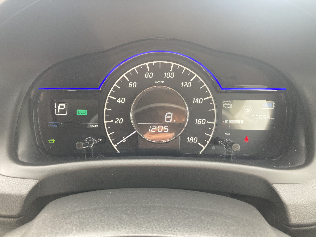 ニッサン ノート16枚目