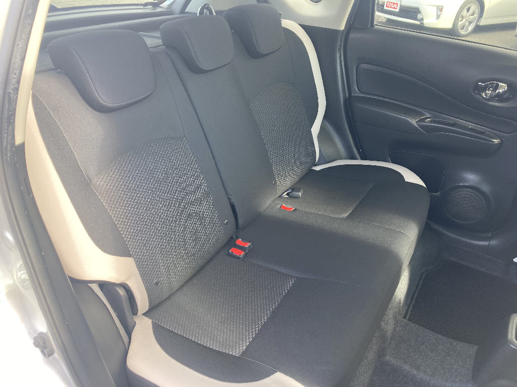 ニッサン ノート19枚目