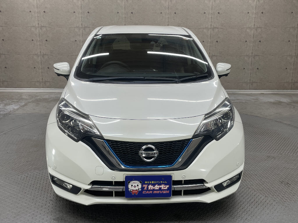 ニッサン ノート9枚目