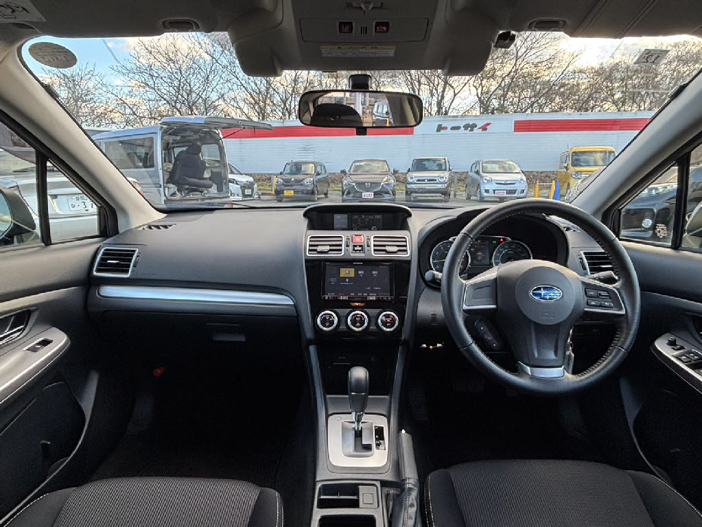 スバル インプレッサスポーツ1枚目