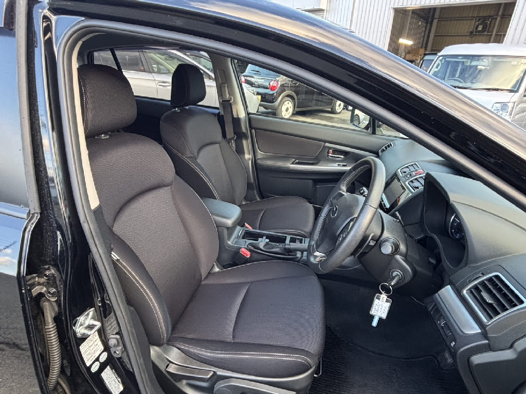 スバル インプレッサスポーツ8枚目