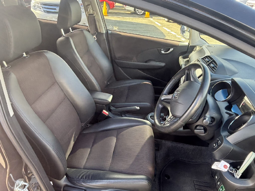 ホンダ フィット8枚目