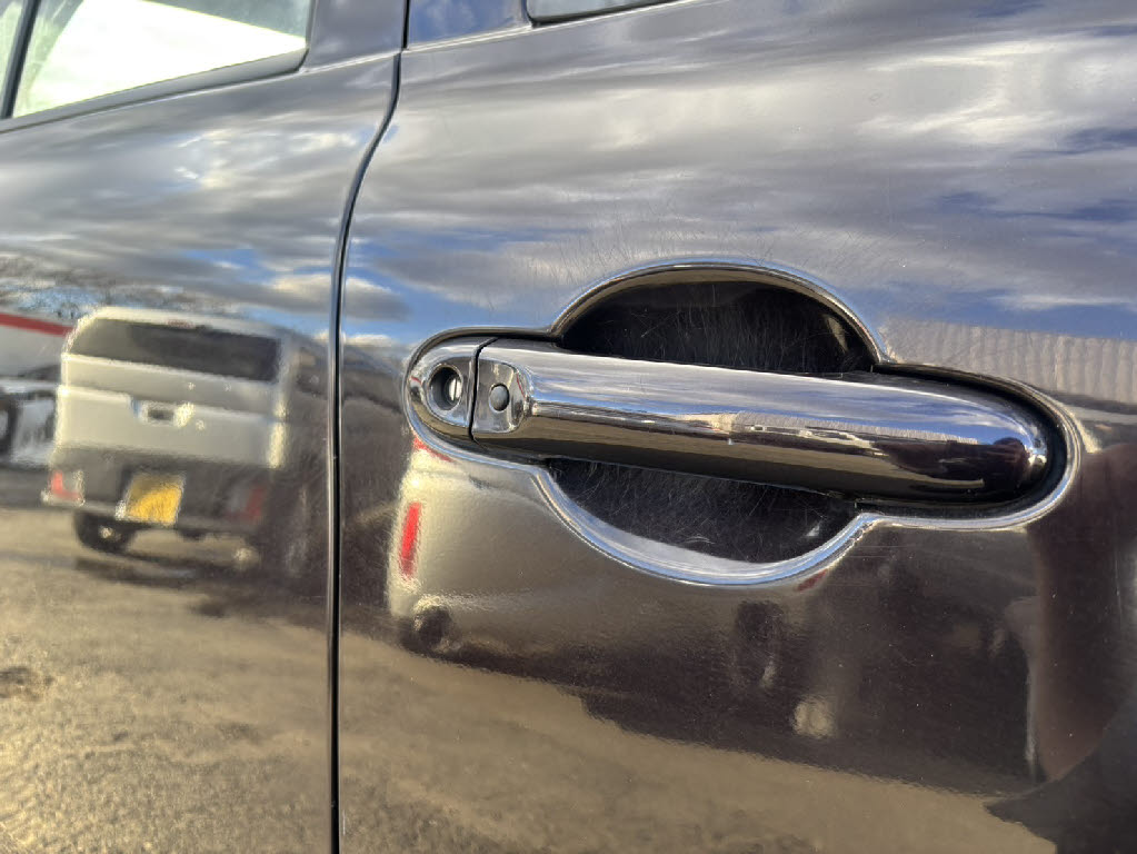 ニッサン マーチ5枚目