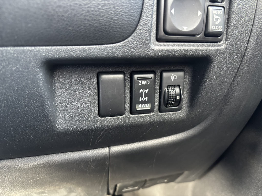 ニッサン マーチ7枚目