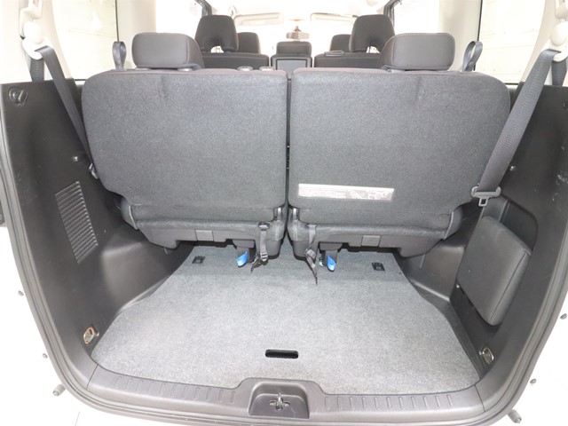 ニッサン セレナＨＶ13枚目