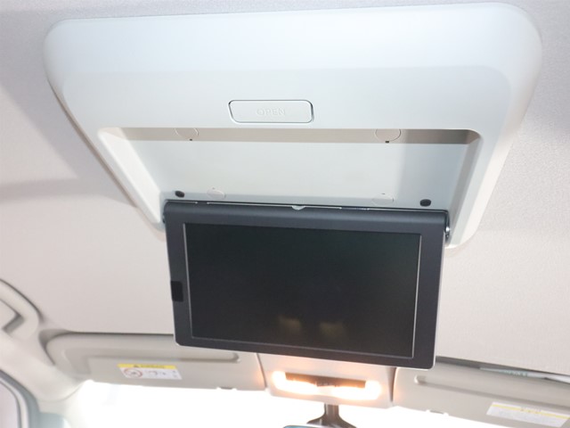 ニッサン セレナＨＶ7枚目