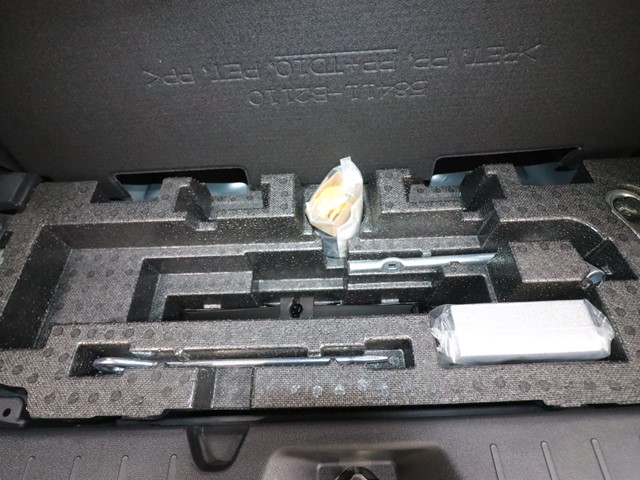 ダイハツ タントカスタム13枚目