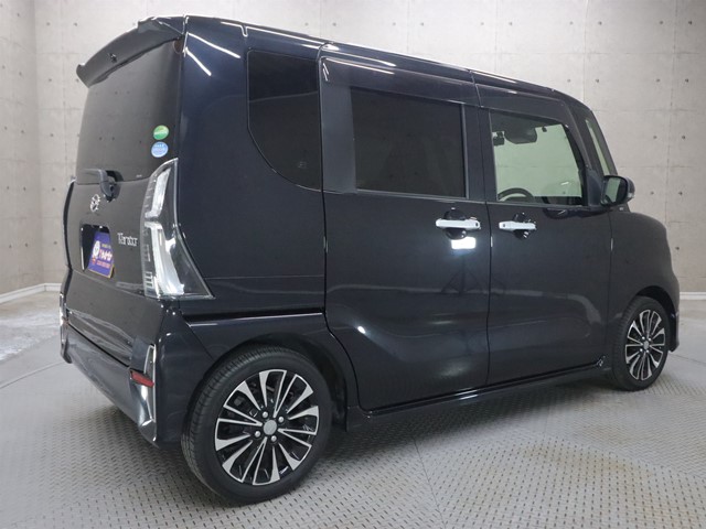 ダイハツ タントカスタム1枚目