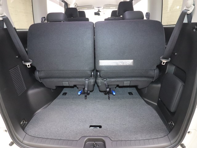 ニッサン セレナＨＶ12枚目