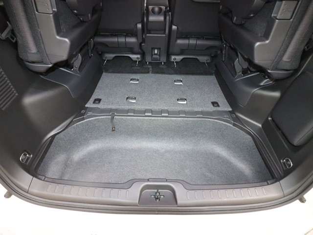 ニッサン セレナＨＶ14枚目