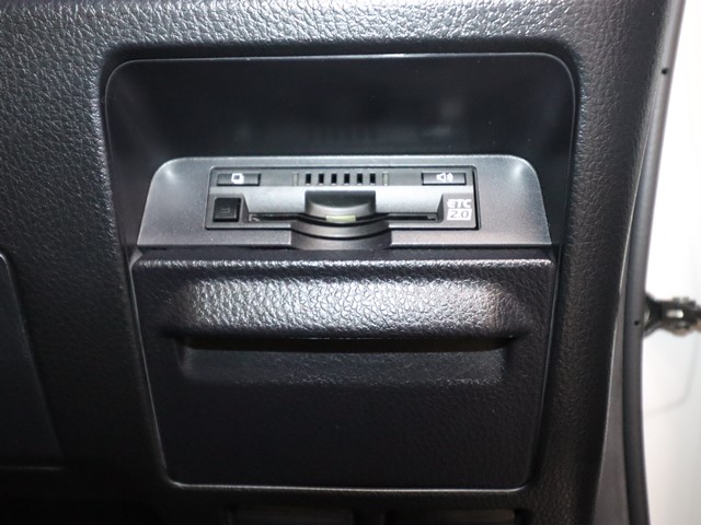 トヨタ ヴォクシー18枚目