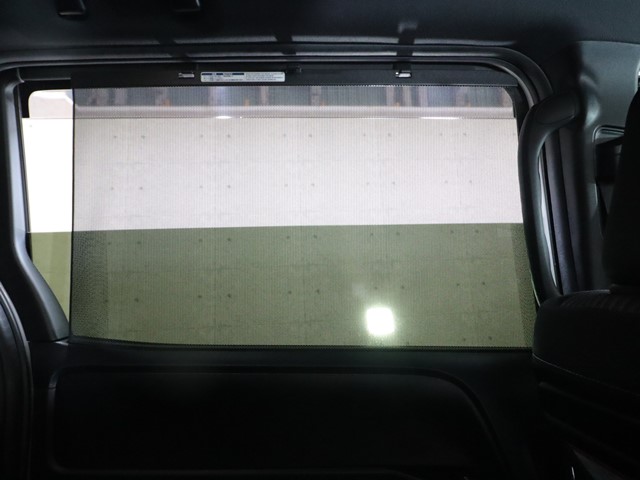 トヨタ ヴォクシー5枚目