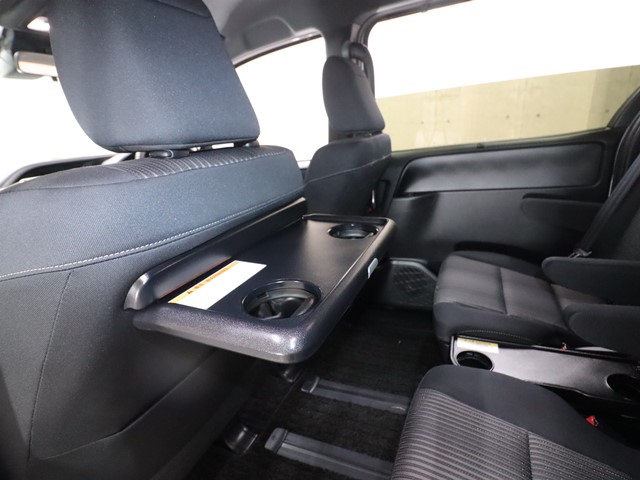 トヨタ ヴォクシー8枚目