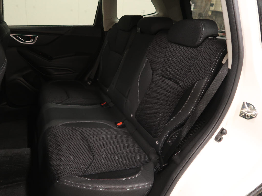 スバル フォレスター6枚目